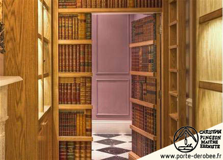 bibliothque intgrant une porte secrte
