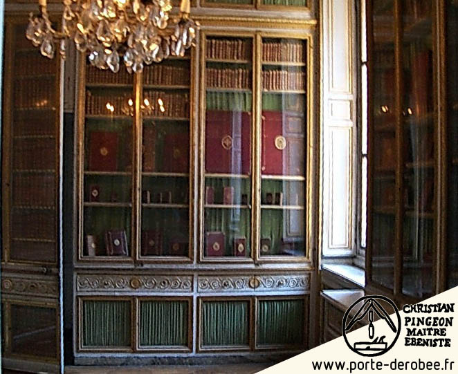 porte drobe de bibliothque  Versailles